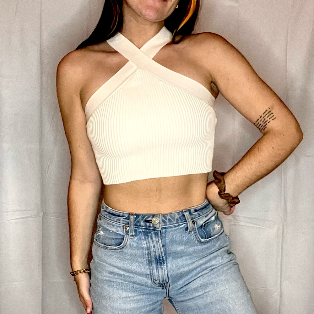 Cross neck tank
